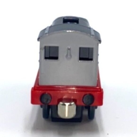 Dennis Thomas Train 2006Take Along Die Cast Engine Gray Red Black - Picture 4 of 6